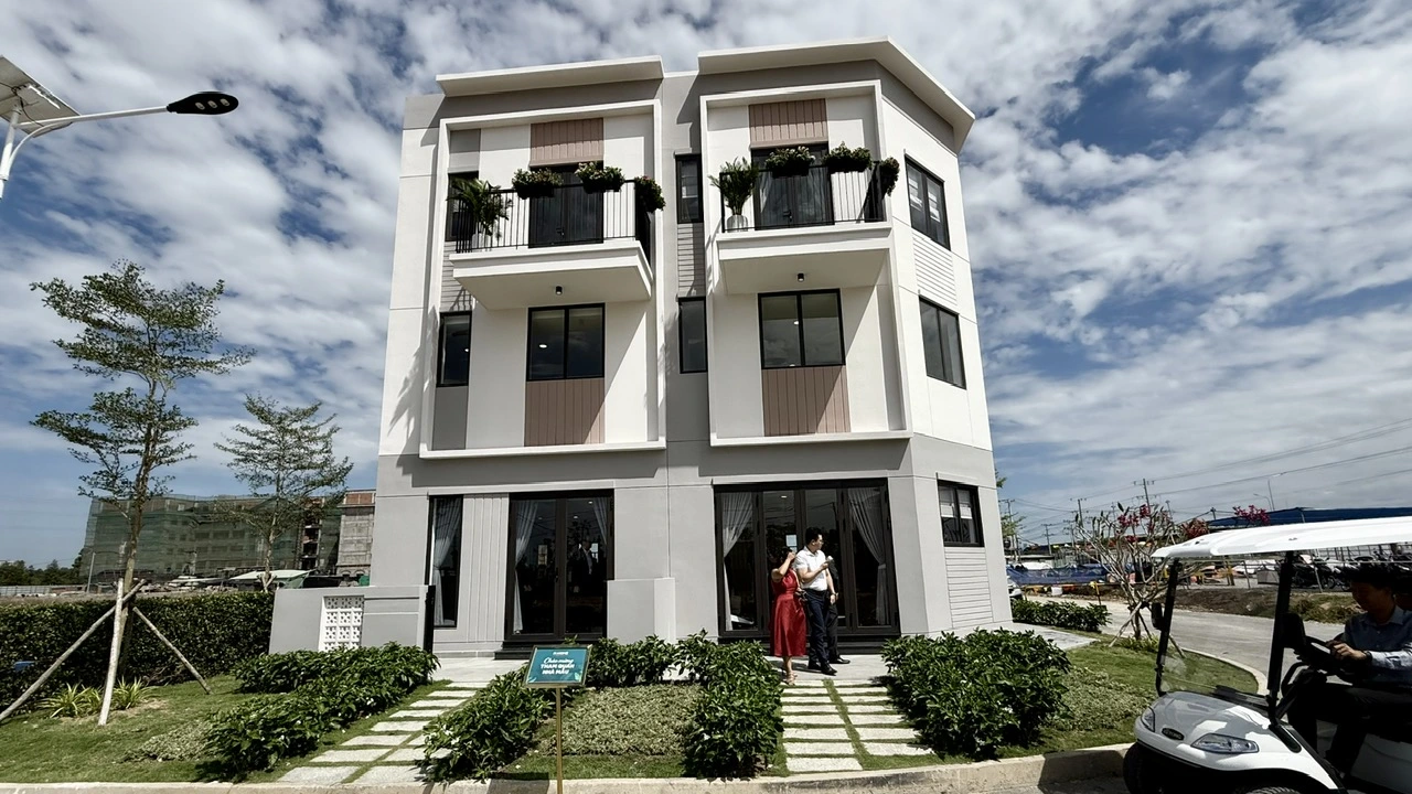 Nhà mẫu nhà ở xã hội liên kế ẢNH: ĐỖ TRƯỜNG
